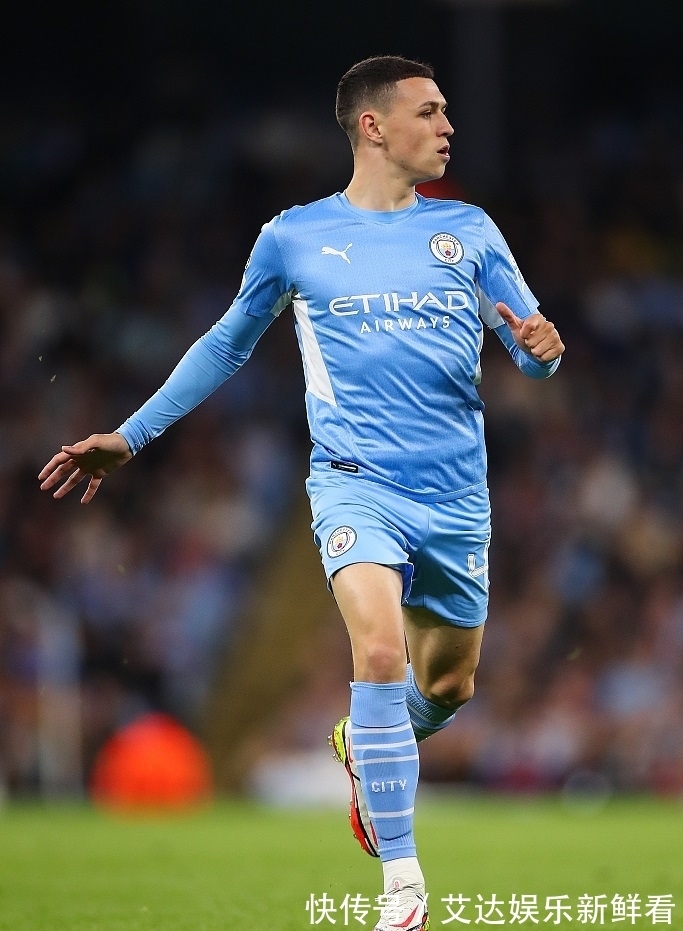 现他在足球 现他在足球