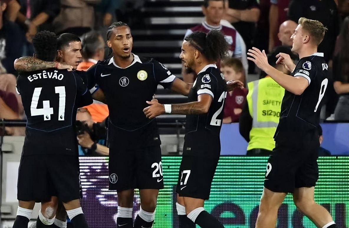 展现出明显 展现出明显