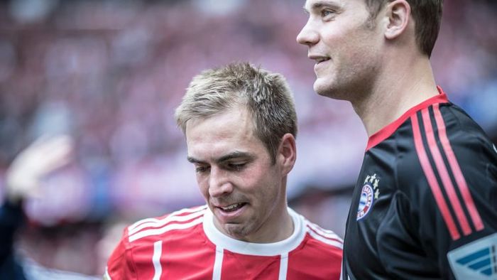 一端是行业 一端是行业